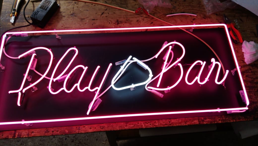 Play Bar